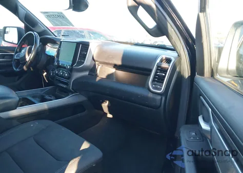 2022 Ram 1500 Big Horn 4X2 5'7 Box из США, поврежденный, VIN 1C6RREFMXNN432052